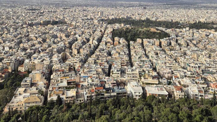 אתונה. מוקד משיכה לישראלים שמחפשים דירה במחיר נמוך יותר מבישראל (צילום: אורי חודי) אתונה. מוקד משיכה לישראלים שמחפשים דירה במחיר נמוך יותר מבישראל
