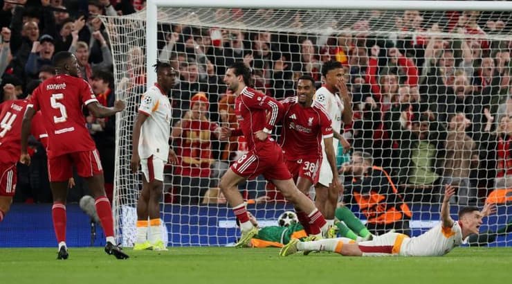 דומיניק סובוסלאי רץ לחגוג