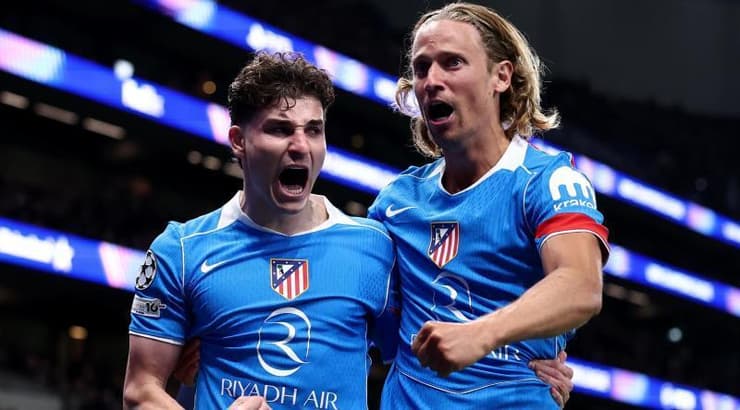 מרקוס יורנטה וחוליאן אלברס בעננים