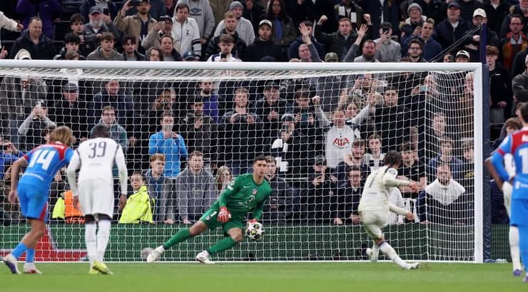 צ'אבי סימונס משלים צמד