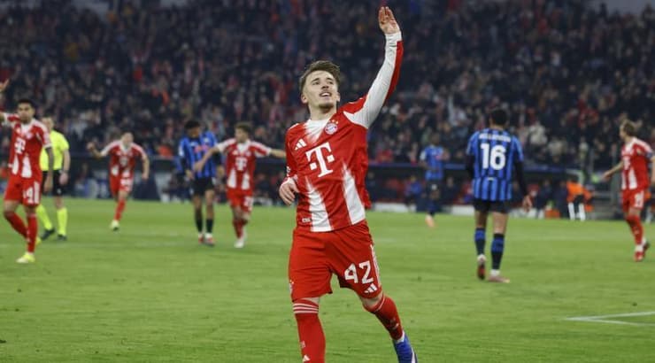 לנארט קארל מאושר