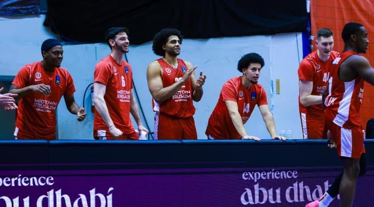 ספסל הפועל ירושלים