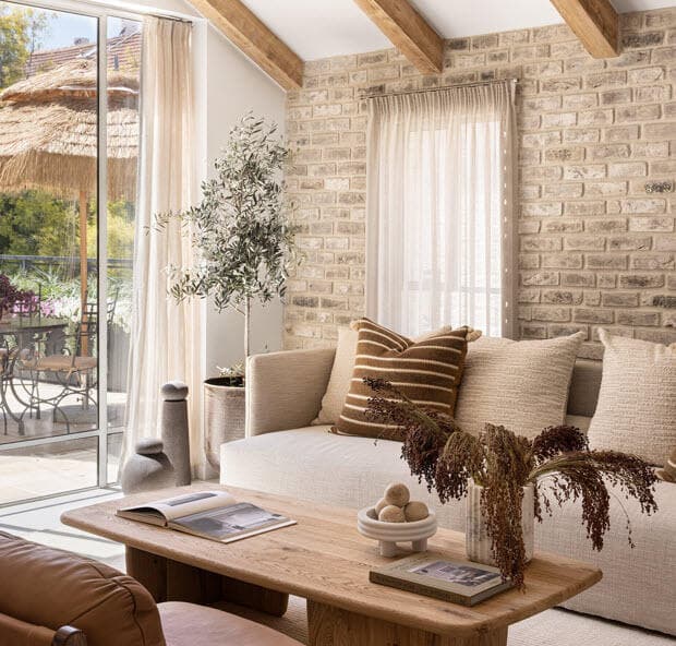 "חללי אירוח גדולים". שרה ונירית פרנקל