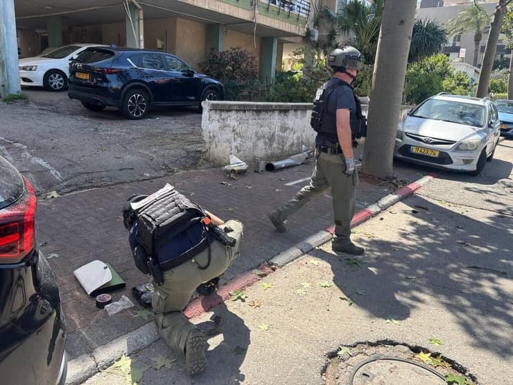 זירה הנפילה ברחובות