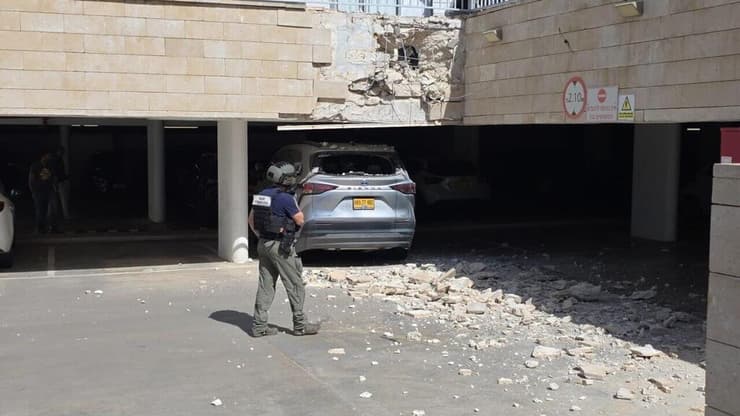 זירות נפילה ברחובות