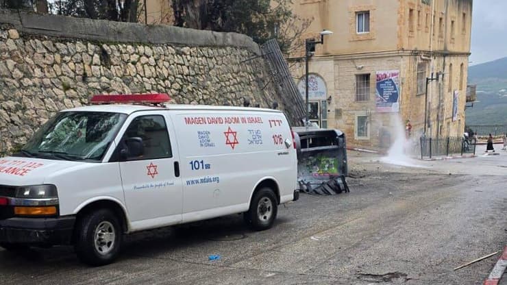 זירת נפילה בצפת (צילום: מד״א) נפילה בצפת