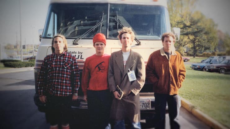 ג'ק איירונס, הלל סלובק, פלי ואנתוני קידיס, מתוך "רד הוט צ'ילי פפרז: אחינו הלל"