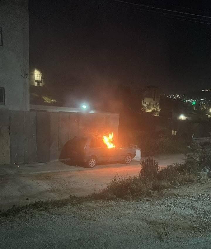 הצתת רכבים ומבנים בדיר אל-חטב