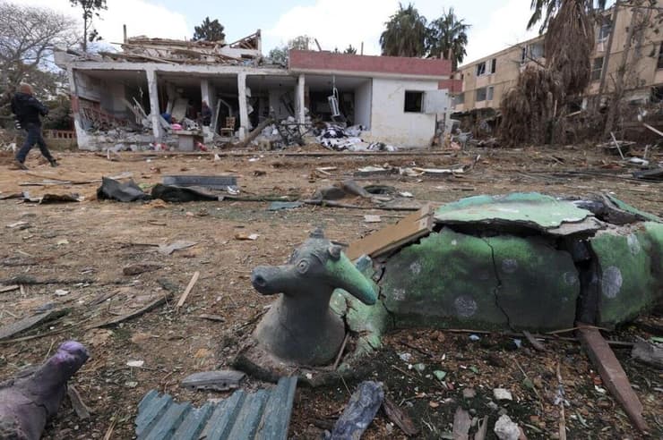 הזירה בדימונה (צילום: אלכס קולומויסקי ) הזירה בדימונה