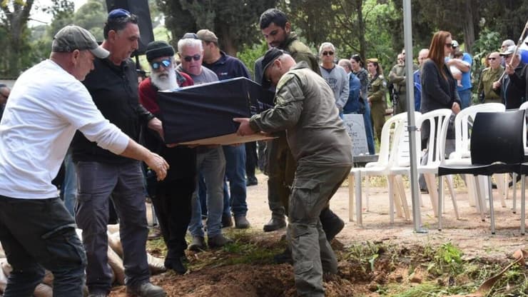 עופר (פושקו) מוסקוביץ מובא למנוחות בקיבוץ משגב עם