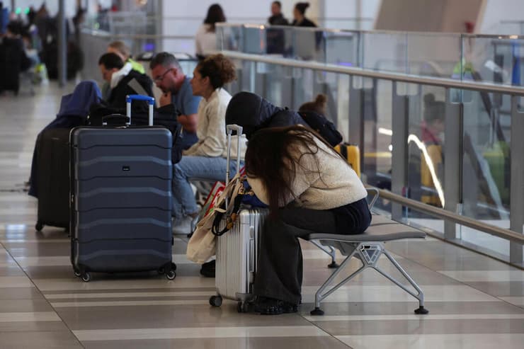 ארה"ב תאונת מטוס ניידת כיבוי נמל תעופה לה גווארדיה ניו יורק