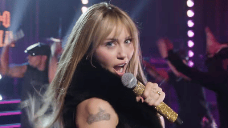 מתוך "האנה מונטנה ספיישל חגיגות ה-20"