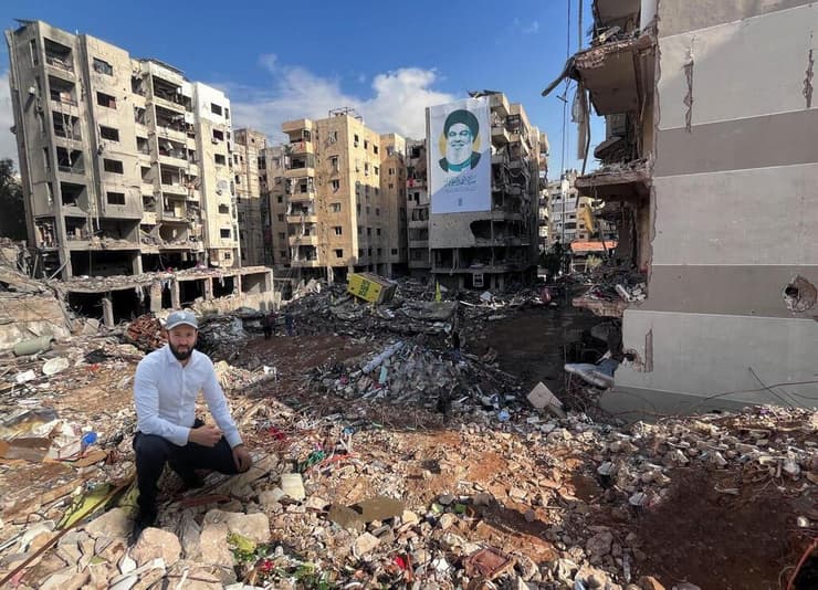 בני במקום שבו חוסל נסראללה