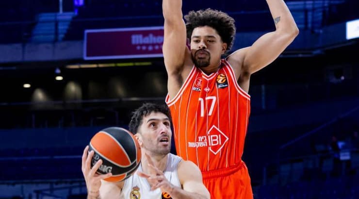 פאקונדו קאמפסו וקולין מלקולם