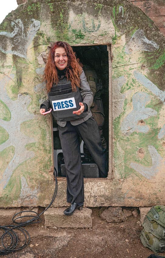 ”הכלל הצה"לי פה הוא  למעט כמה שיותר במפגשים  ישירים עם האוכלוסייה".  דנה ספקטור בסוריה