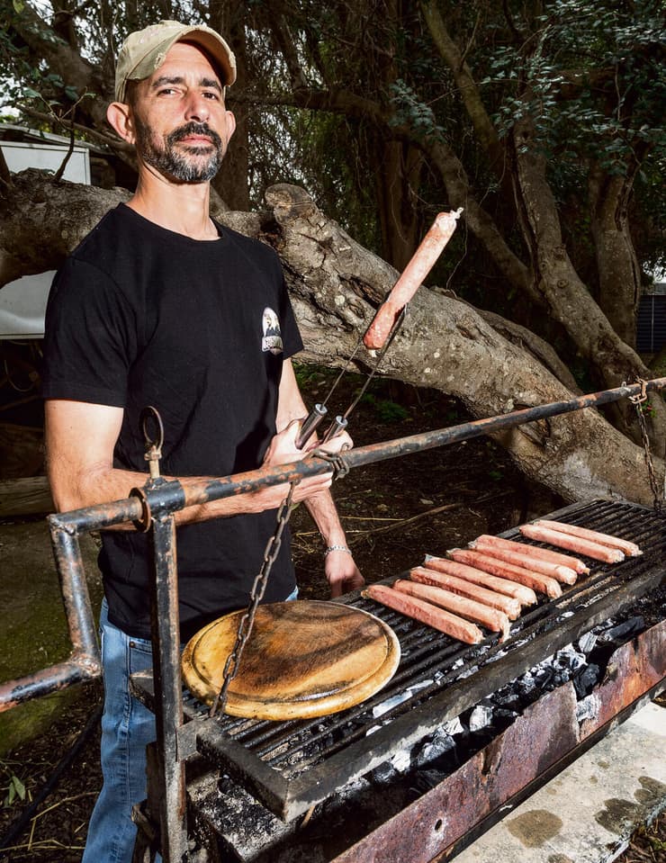 "90 אחוזים זה מזון מן החי". יניב כהן (גיל נחושתן) "90 אחוזים זה מזון מן החי". יניב כהן