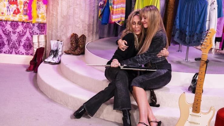 טיש ומיילי סיירוס, מתוך "האנה מונטנה: ספיישל חגיגות ה-20"