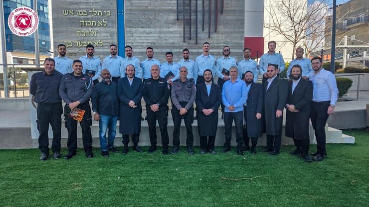 מתנדבים בשירות הלאומי בכבאות ובהצלה