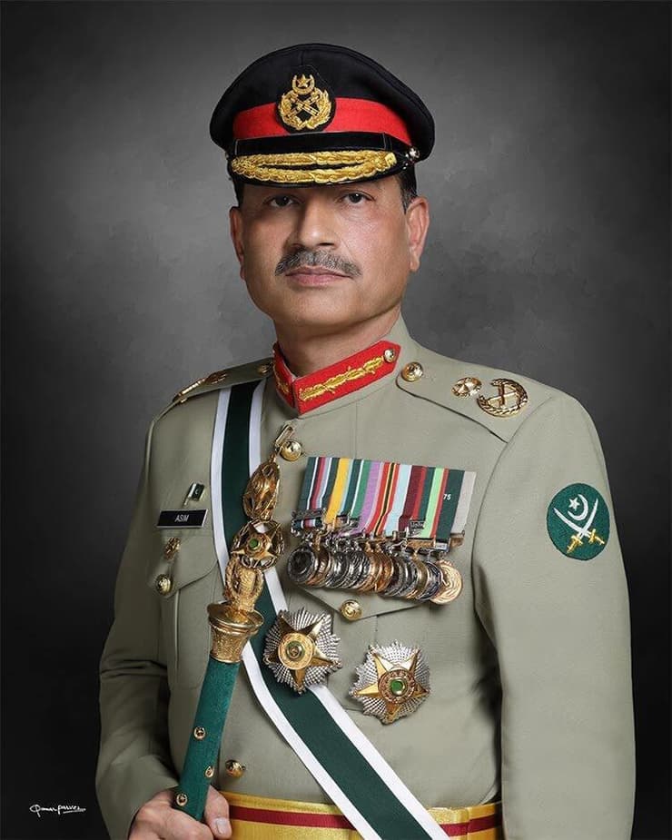 אסים מוניר רמטכ"ל צבא פקיסטן
