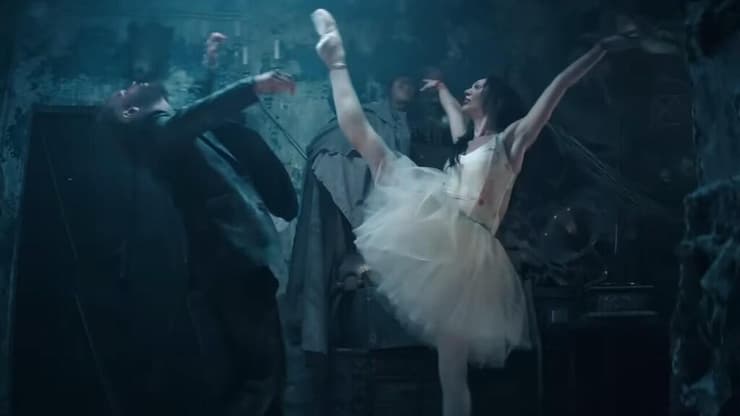 מתוך "יופי קטלני"