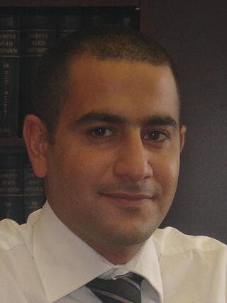 עו"ד סימון טוסון