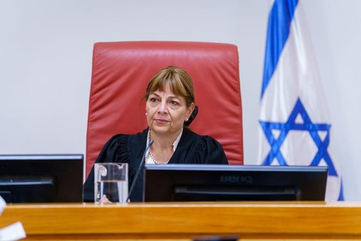 השופטת וילנר. "ההחלטה לא חוקית ופסולה" (צילום: שלו שלום) דיון בעליון על התקציב לחרדים