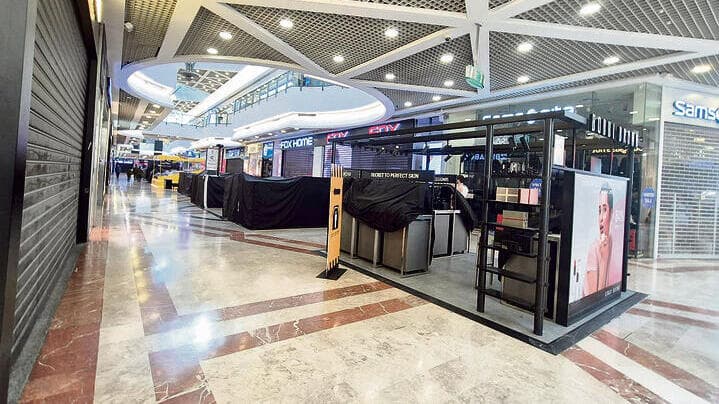 מירב קריסטל