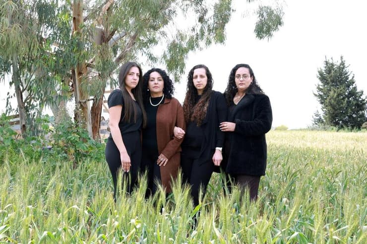 דקל, ספיר, דיה ואגת מוסקוביץ'