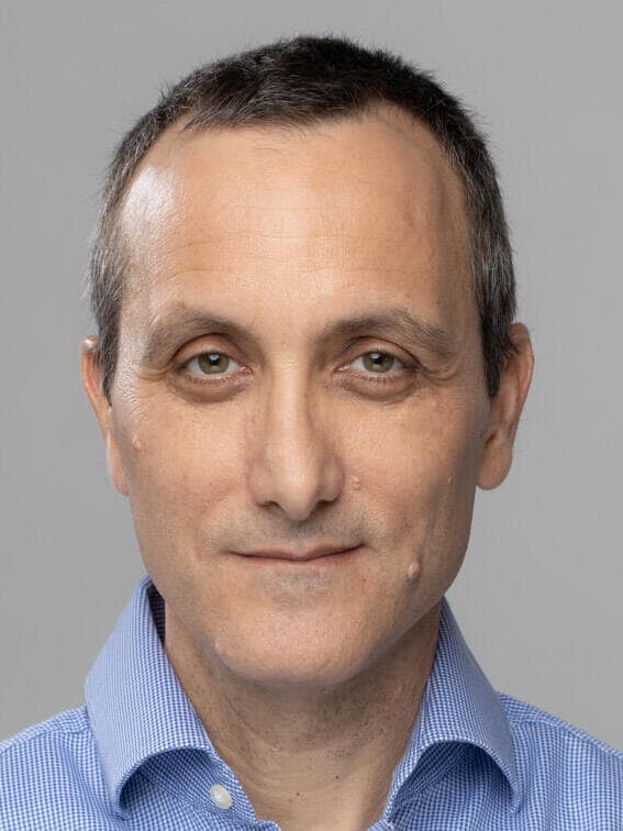 לי און סופרין 