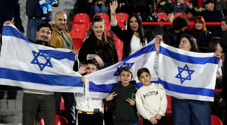 אוהדים ישראלים בטביליסי