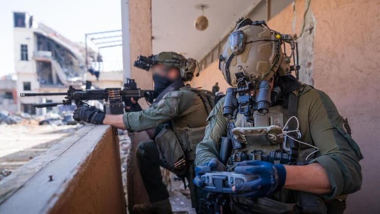 צה"ל מבצע פעולות כדי לשלוט בדרום לבנון באש. פעילות שייטת 13 במהלך המבצע (צילום: דובר צה"ל) פעילות כוחות שייטת 13 בדרום לבנון