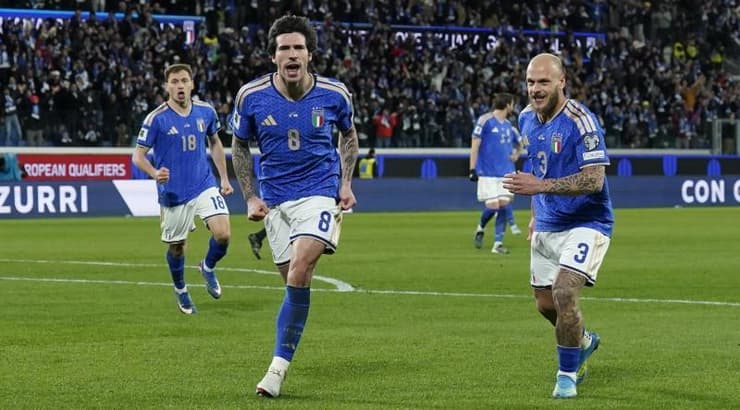 סנדרו טונאלי רץ לחגוג (רויטרס) סנדרו טונאלי רץ לחגוג