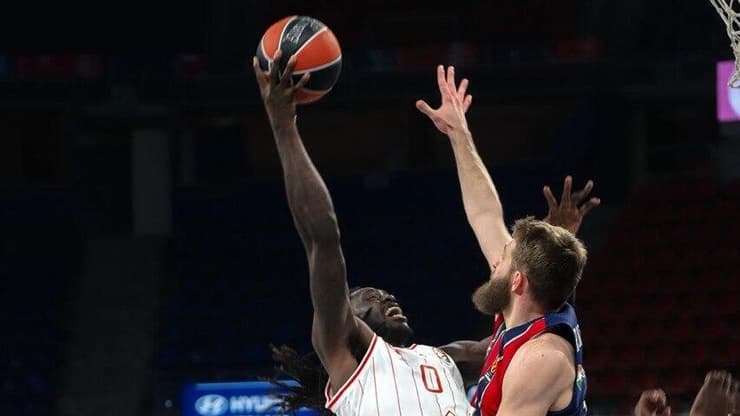 באסקוניה הפועל ת"א  ג'ונתן מוטלי