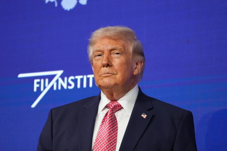 נשיא ארה"ב דונלד טראמפ בפלורידה