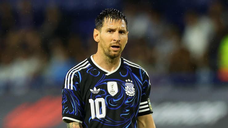 עלה מהספסל. מסי (צילום: ALEJANDRO PAGNI / AFP) מסי