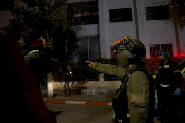 פיקוד העורף בזירות הנפילה במרכז