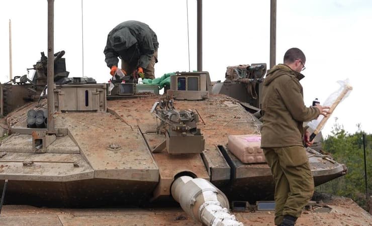 לוחמי חטיבה 401 יוצאים להתרעננות מלבנון אחרי שבועיים של לחימה