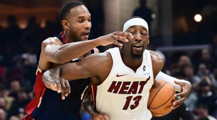 באם אדבאיו מול אוואן מובלי