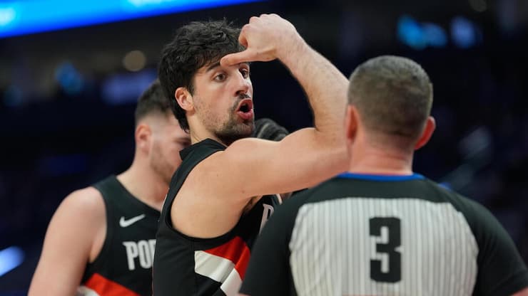 דני אבדיה בשיחה עם השופט