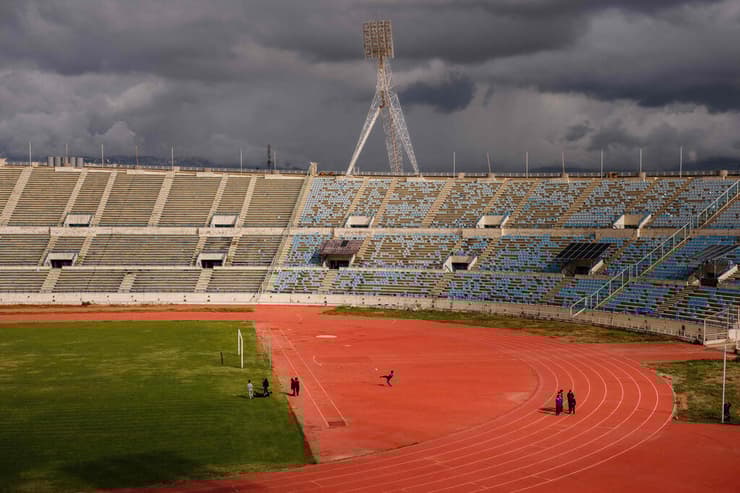 אצטדיון כמיל שמעון 