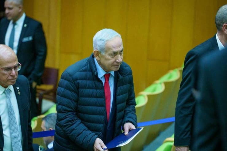 "לא היה כוח לריב עם הבייס". בנימין נתניהו (צילום: שלו שלום ) רה"מ בנימין נתניהו במליאת הכנסת - הצעת חוק עונש מוות למחבלים