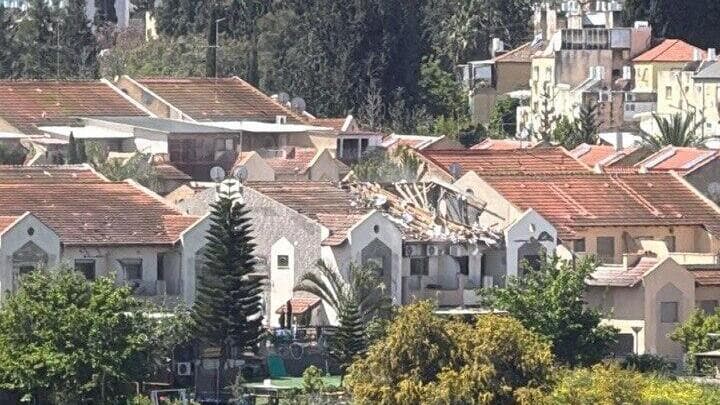 פגיעה בגג בקריית אתא