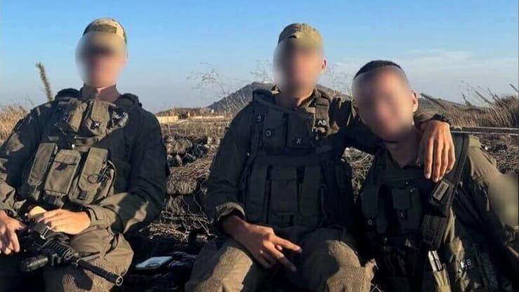 לוחמים ולוחמות בשטח בפסח