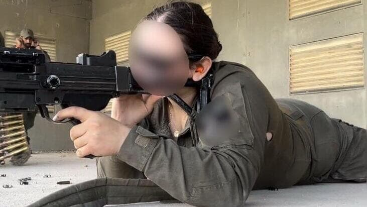 לוחמים ולוחמות בשטח בפסח