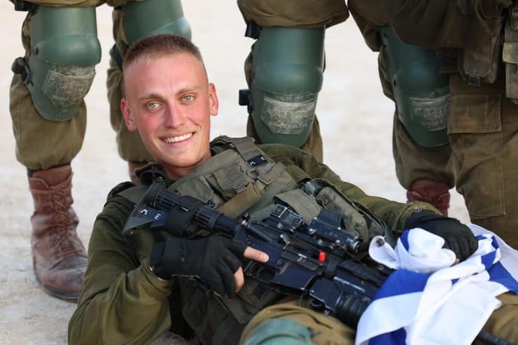 סמ"ר מקסים אנטיס ז"ל