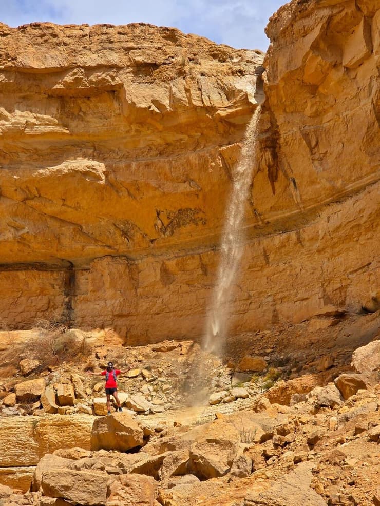תופס שיטפון בסוף האביב