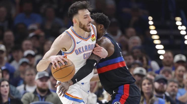 צ'ט הולמגרן במאבק (רויטרס) צ'ט הולמגרן במאבק