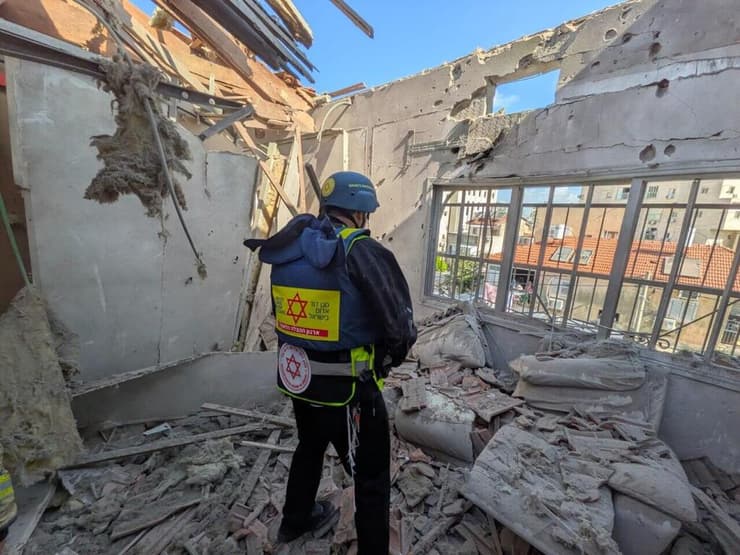 בית כנסת נפגע מרסיס בבני ברק