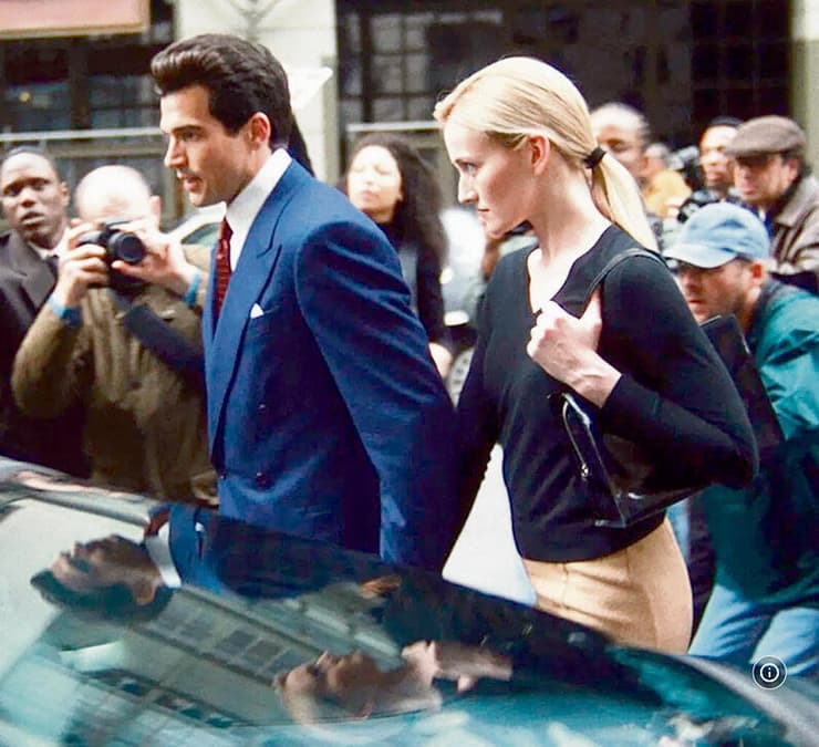 מתוך ”סיפור  אהבה“