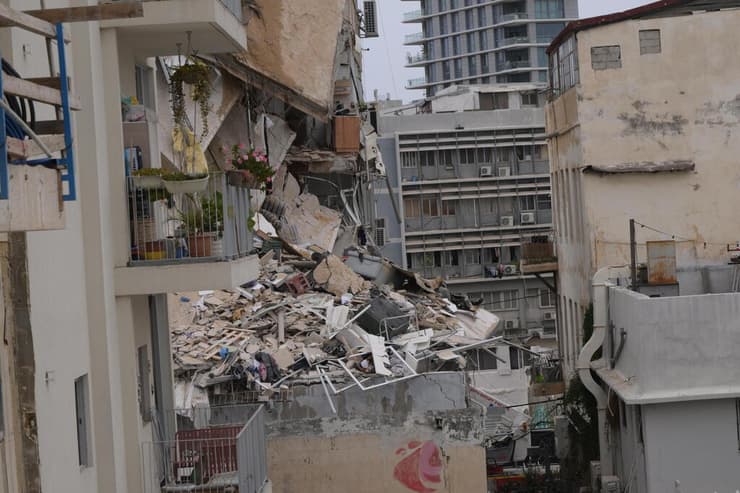 קריסה חלקית של מבנה בתל אביב